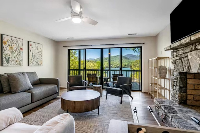 Vacation Rentals (United States of America, Lake Lure, North Carolina)