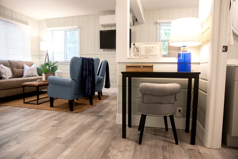 Cabins (United States of America, Muskegon, Michigan)