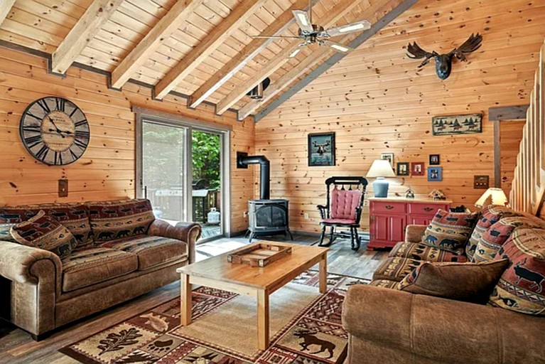 Cabins (United States of America, Greenville, Maine)