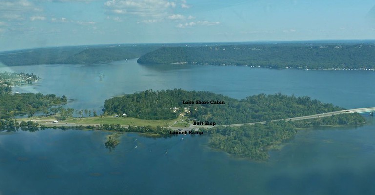 Cabins (Guntersville, Alabama, United States)