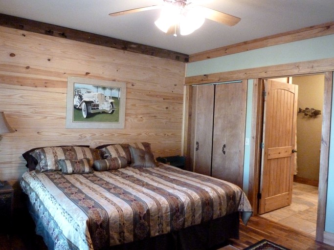 Cabins (Guntersville, Alabama, United States)