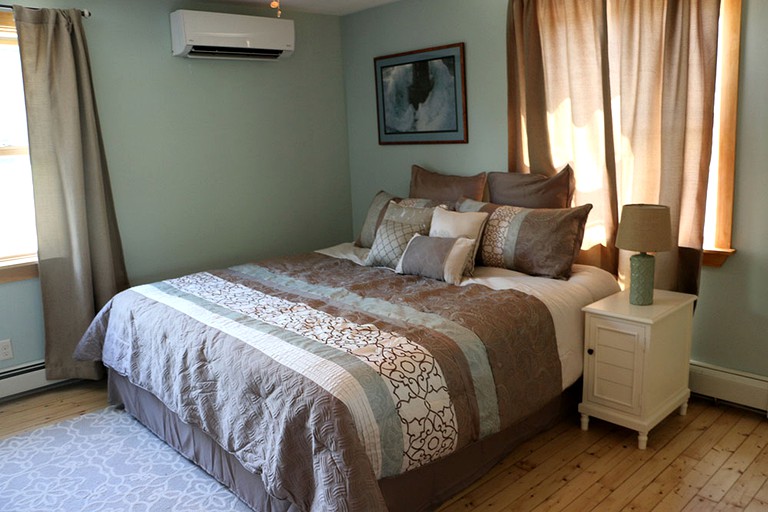 Nature Lodges (Colchester, Vermont, United States)