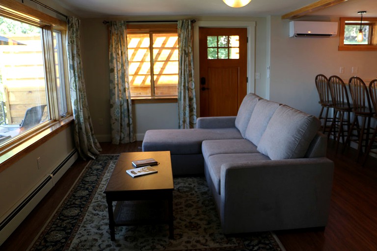 Nature Lodges (Colchester, Vermont, United States)