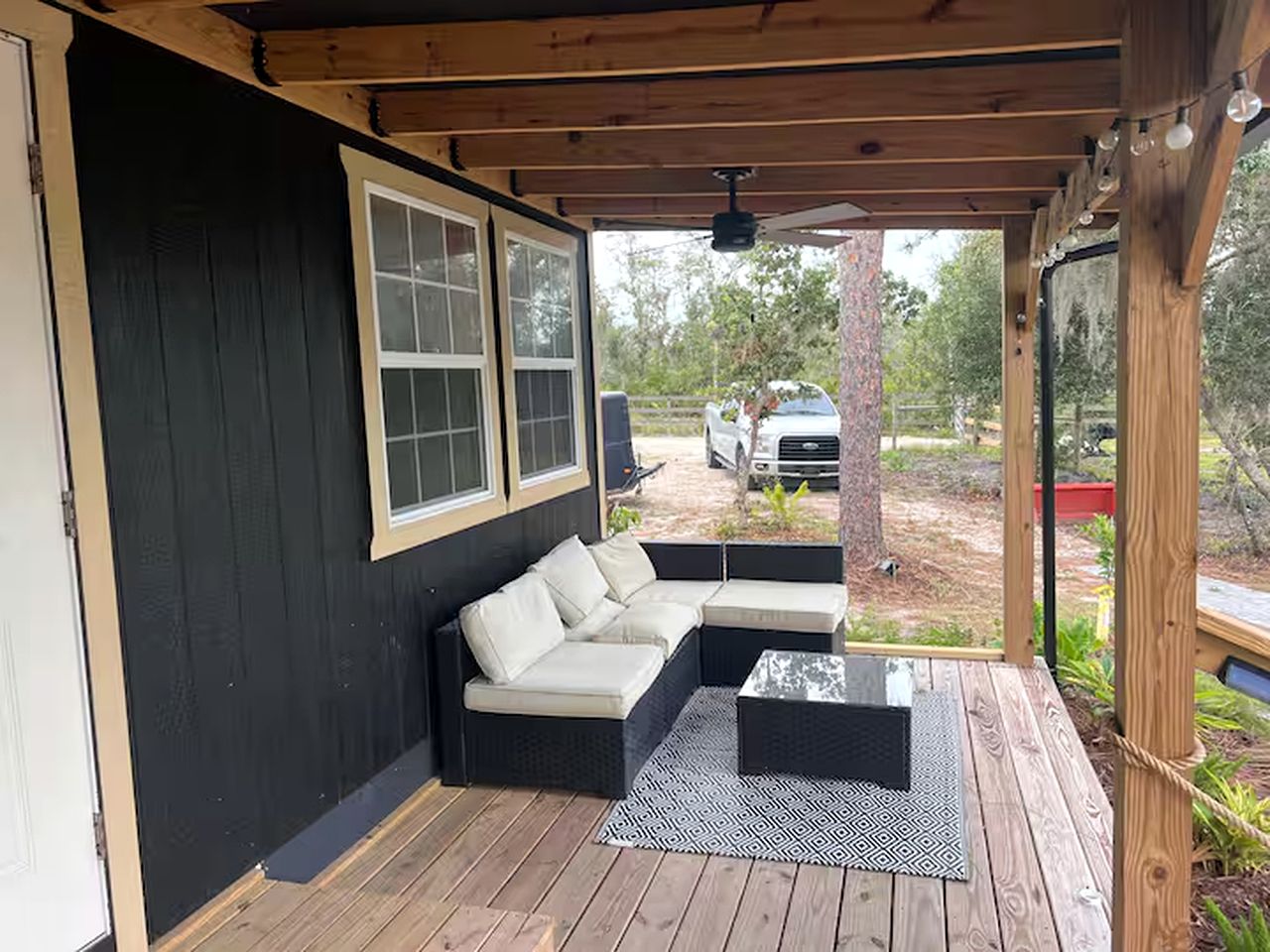 Off-Grid, Lakeside Tiny Home in Punta Gorda, Florida, Perfect for a Weekend Getaway