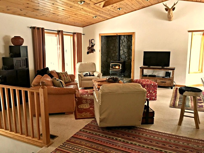 Cabins (Kings Beach, California, United States)