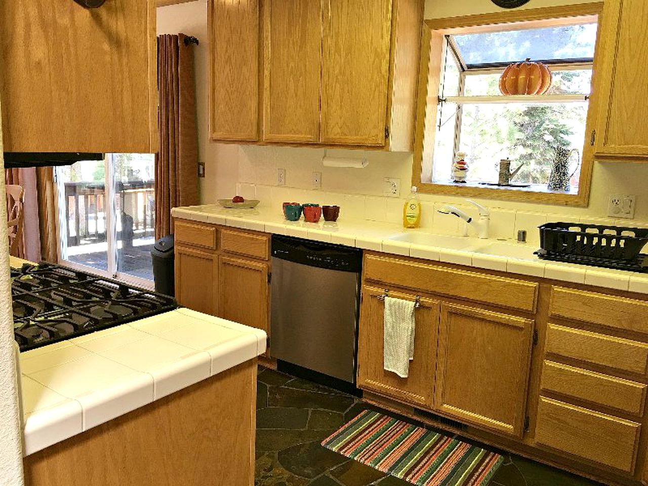 Stately Forest Cabin for Eight Guests near Kings Beach on Lake Tahoe, California