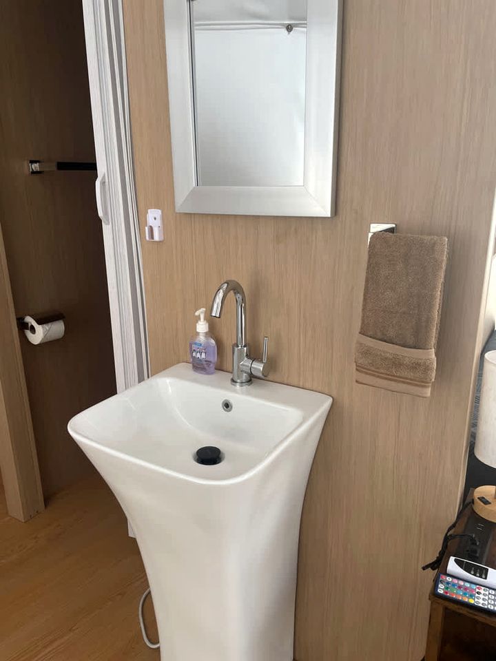 Tranquil Glamping Dome with Scenic Nature Views near Denison, Texas