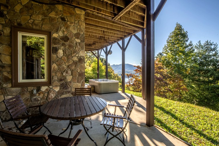 Cabins (United States of America, Bryson City, North Carolina)