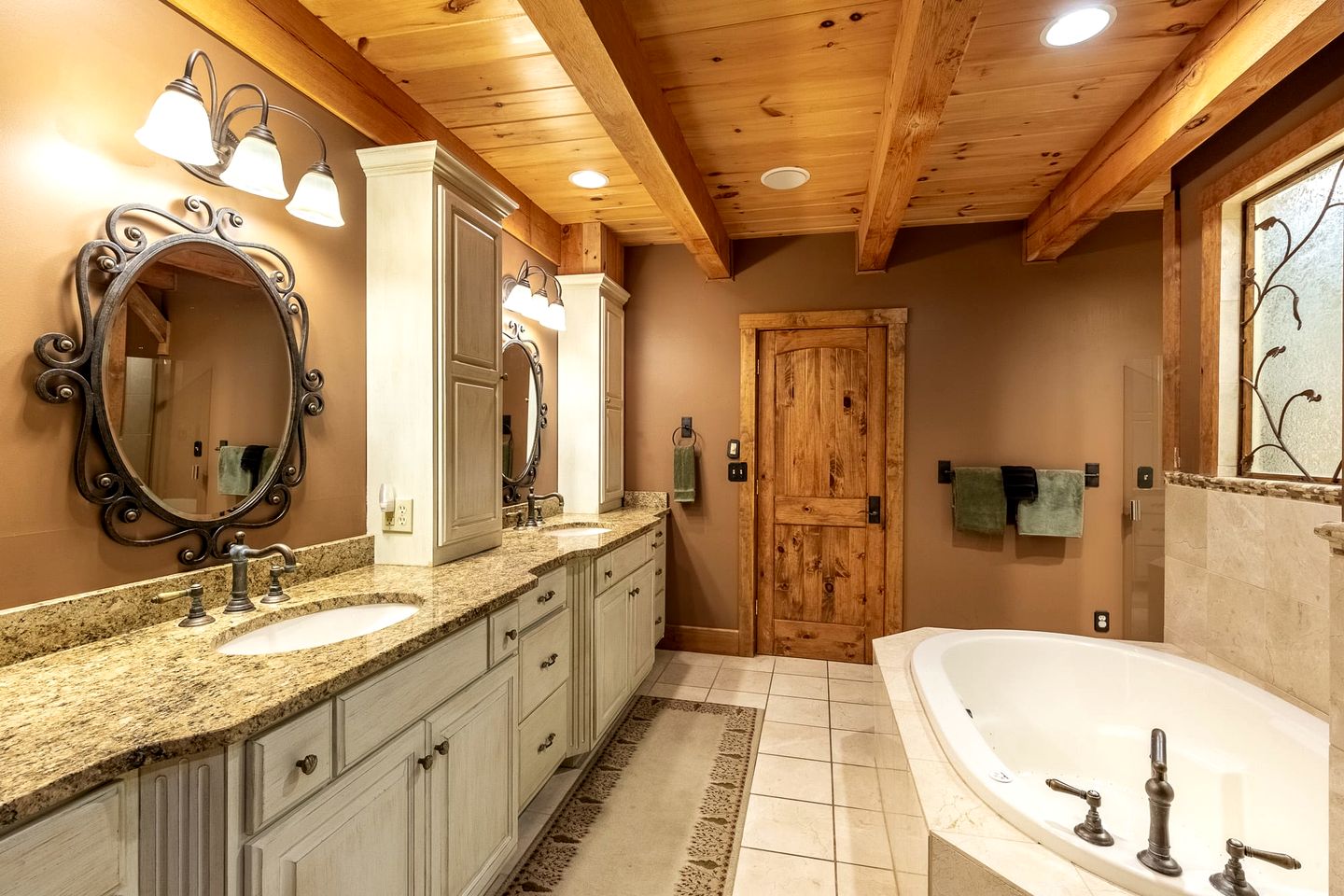 Luxury Timber Frame Cabin with Lake Views & Private Trails near Fontana Lake and Bryson City, NC