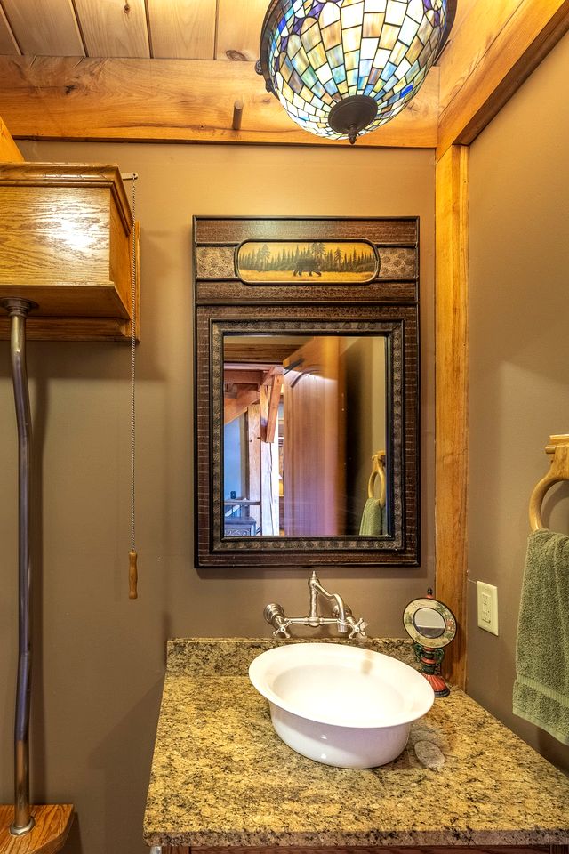 Luxury Timber Frame Cabin with Lake Views & Private Trails near Fontana Lake and Bryson City, NC