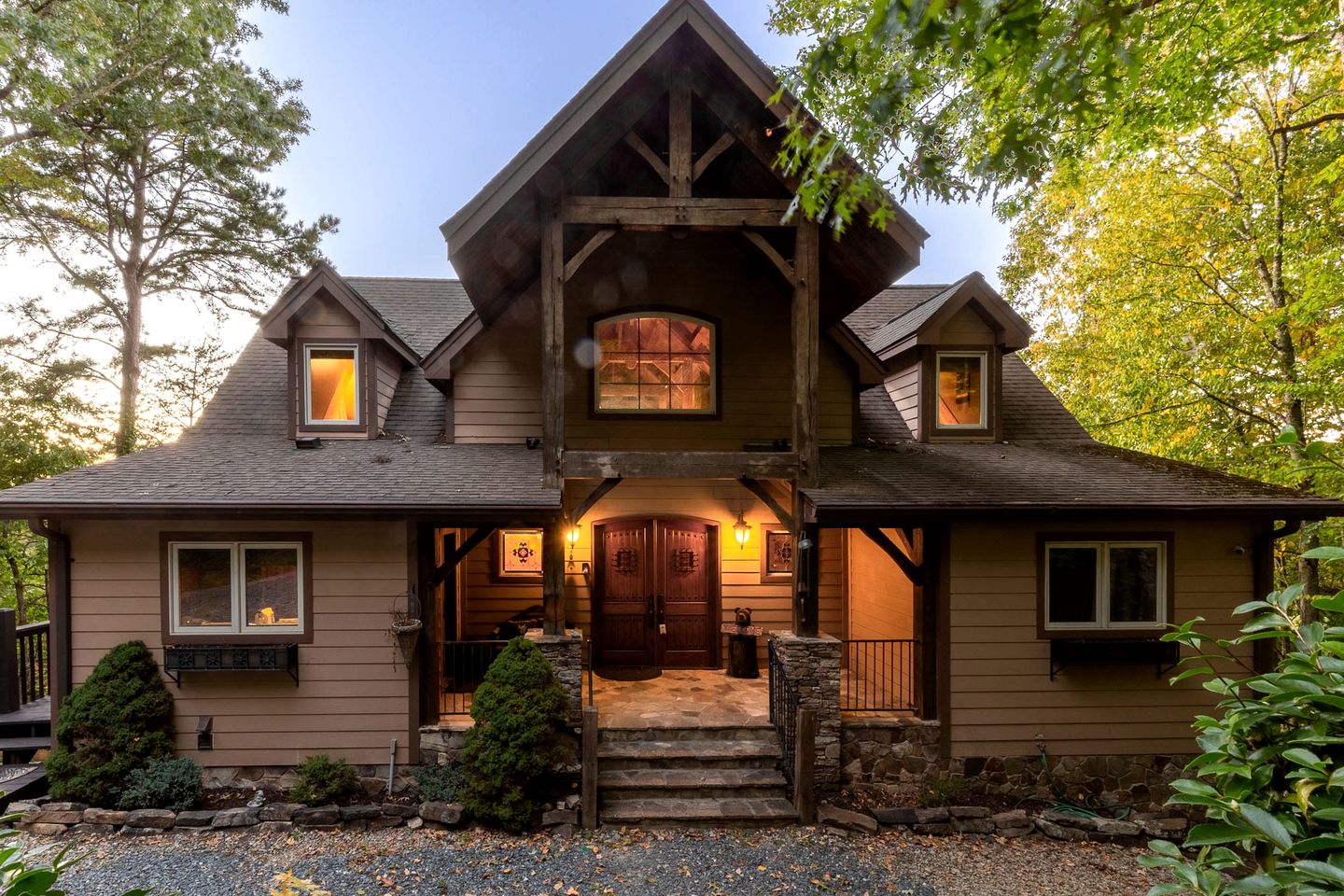 Luxury Timber Frame Cabin with Lake Views & Private Trails near Fontana Lake and Bryson City, NC