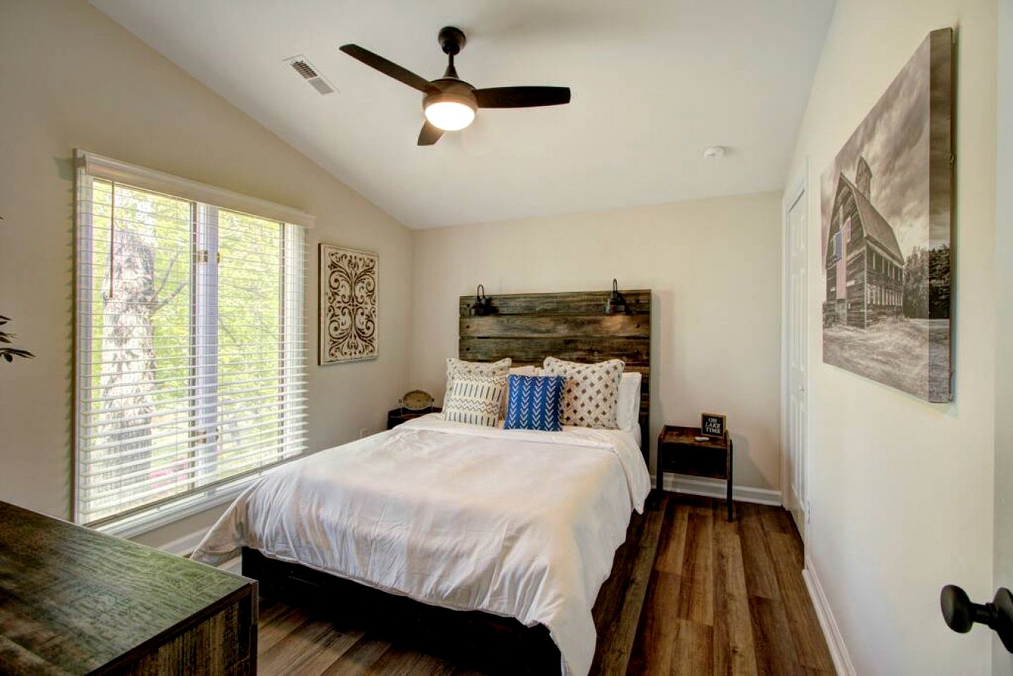 Embrace Nature in this Lakefront Cottage with Fire Pit in Charlotte, North Carolina