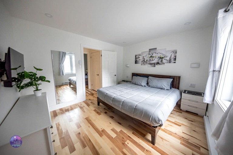 Vacation Rentals (Canada, Lac des Plages, Quebec)