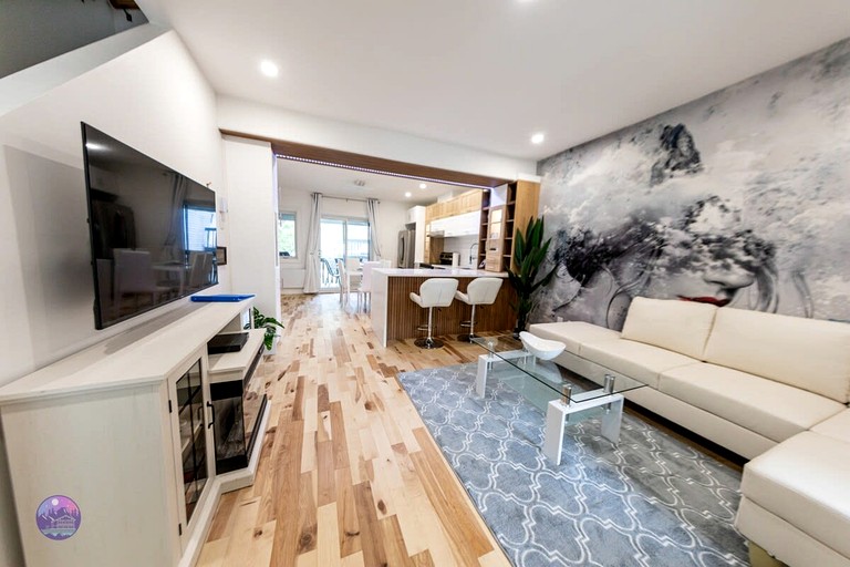 Vacation Rentals (Canada, Lac des Plages, Quebec)