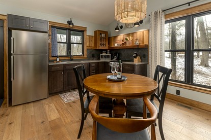 Set di 2 federe per cuscini con cane alano primaverile, 45 x 45