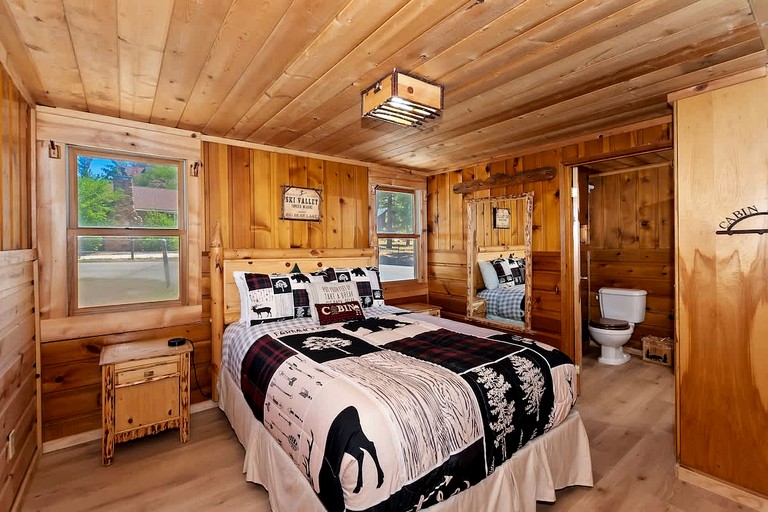 Cabins (United States of America, Big Bear Lake, California)