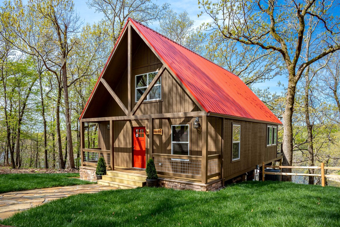 Lakefront Cabin with Grill Fully Equipped in Oklahoma