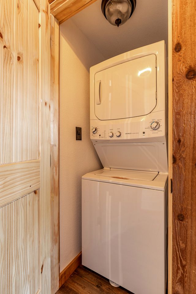 Lakefront Cabin with Grill Fully Equipped in Oklahoma