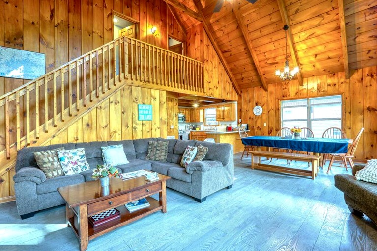 Cabins (United States of America, Speedwell, Tennessee)