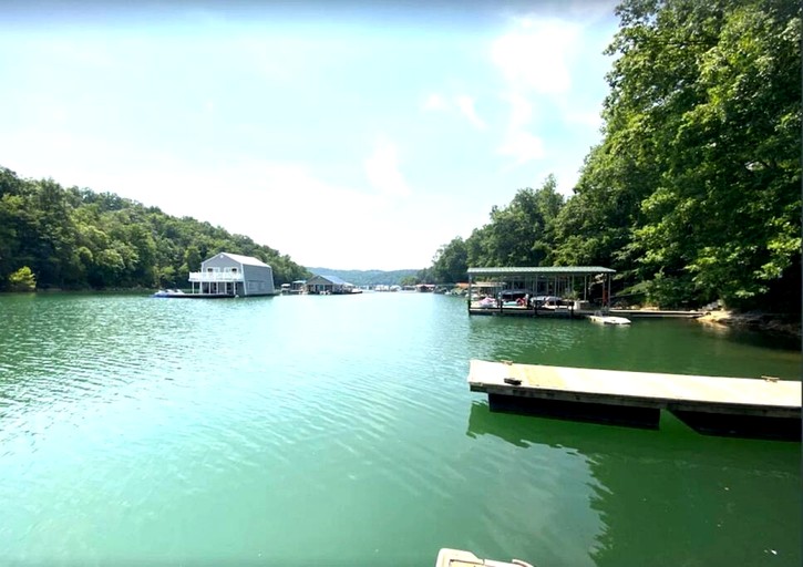 Cabins (United States of America, Speedwell, Tennessee)