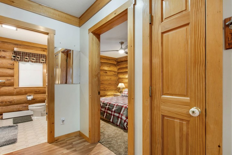 Cabins (United States of America, Pittsburg, New Hampshire)