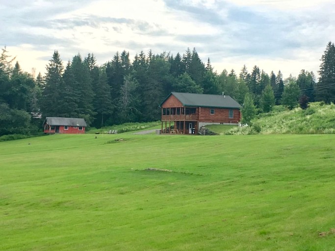 Cabins (United States of America, Pittsburg, New Hampshire)