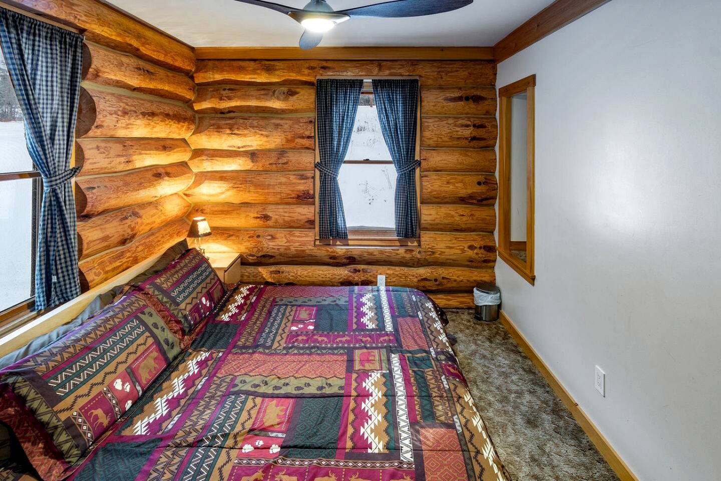 Lakefront Cabin Incredible for a Peaceful and Serene Getaway in New Hampshire