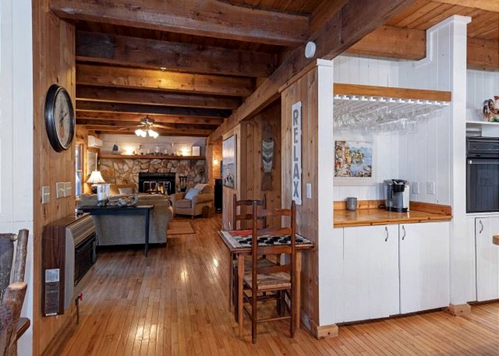 Cabins (United States of America, Glenville, North Carolina)