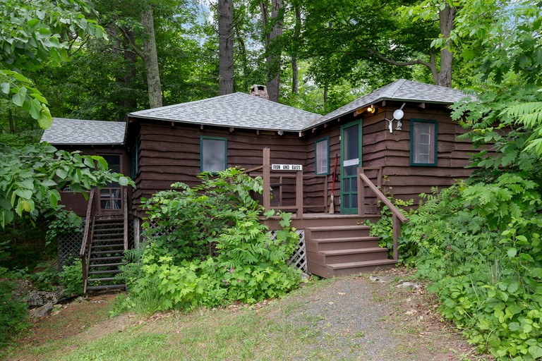 Cabins (United States of America, Lyme, New Hampshire)
