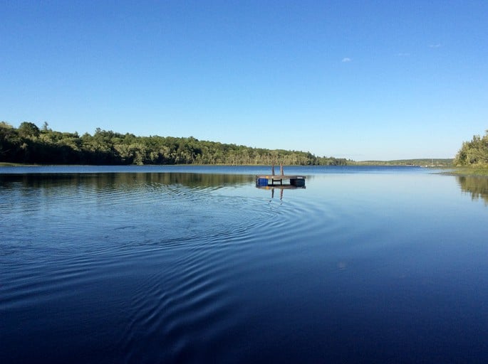 Cabins (Renfrew, Ontario, Canada)