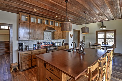 Lakefront Cabin Rental with Private Dock for Weekend Getaway from Wichita, Kansas photo 2