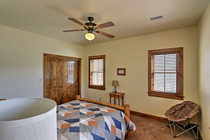 Lakefront Cabin Rental with Private Dock for Weekend Getaway from Wichita, Kansas photo 5