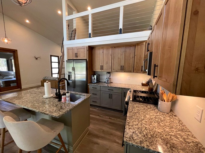 Cabins (United States of America, Tracy City, Tennessee)