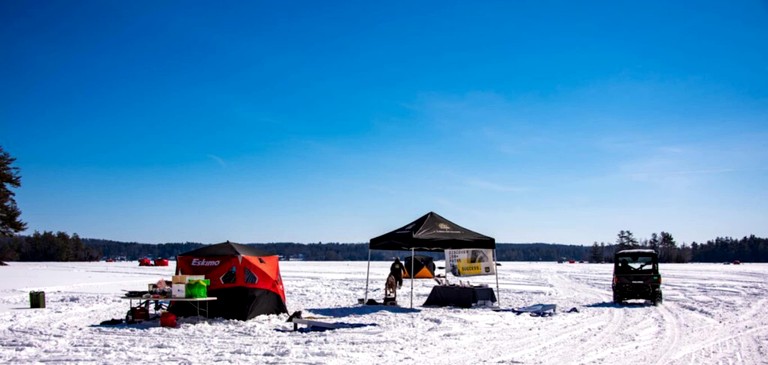 Cottages (United States of America, Winthrop, Maine)