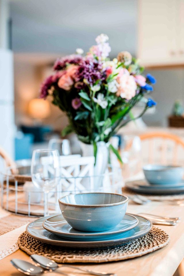 Lakefront Homey Cottage Offering Pristine Views of Cobosseecontee Lake from the Deck in Winthrop, Maine