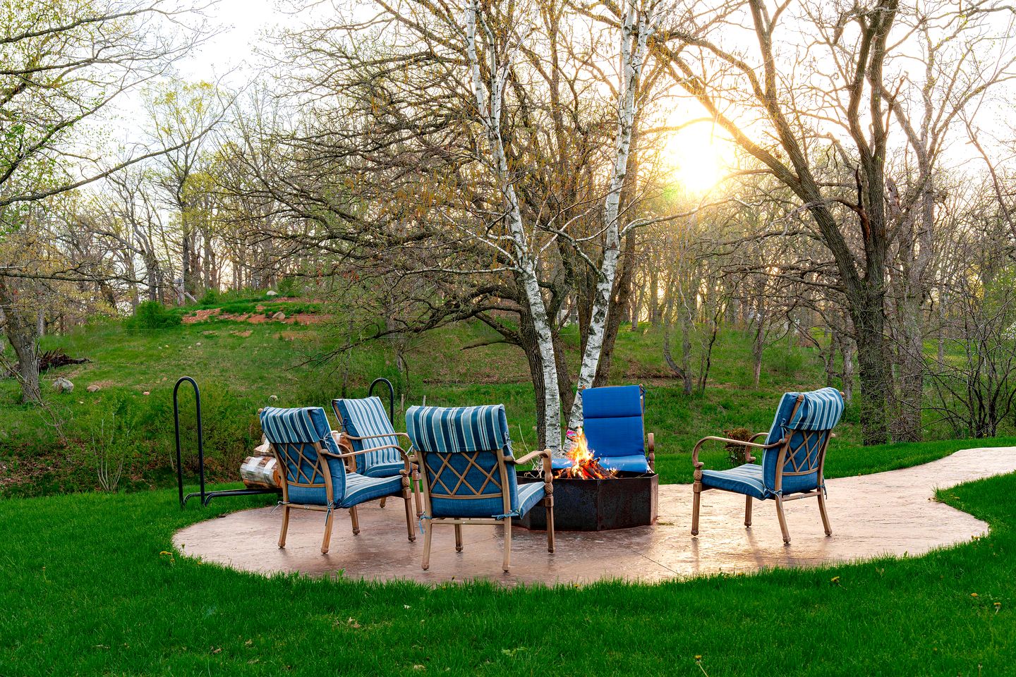 Lakefront Cottage Fully Equipped with Excellent Location in Saint Croix Falls, Wisconsin