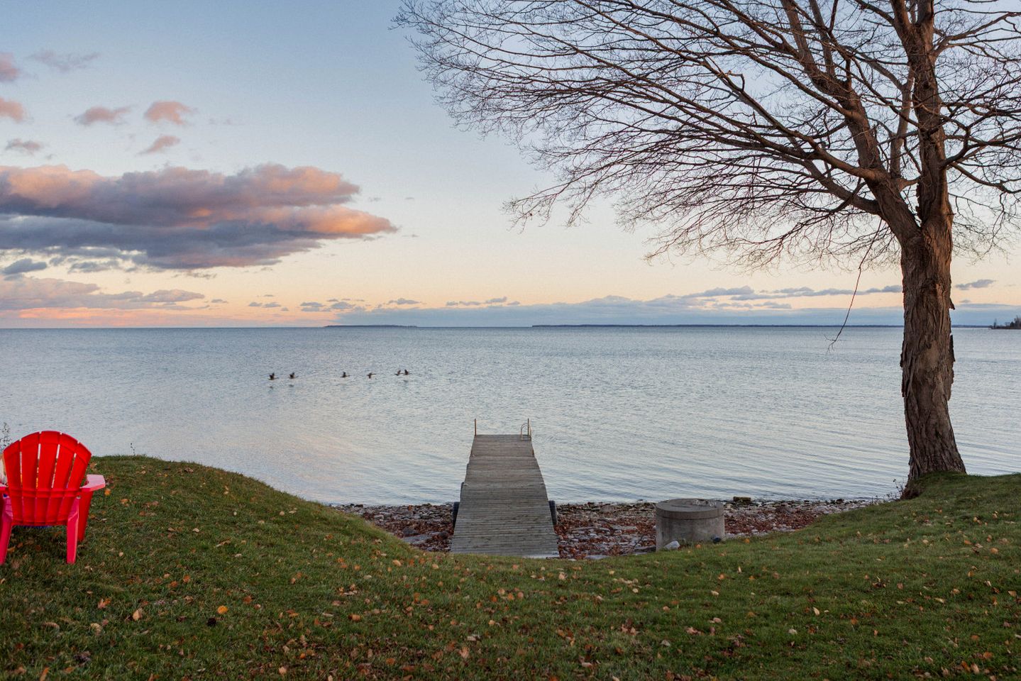 Lakefront Cottage with Private Dock and Luminous Minimalist Interior in Tennessee
