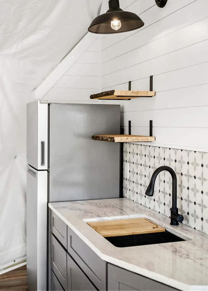 Lakefront Dome with Private Deck and Amazing Hiking Trails in Tennessee