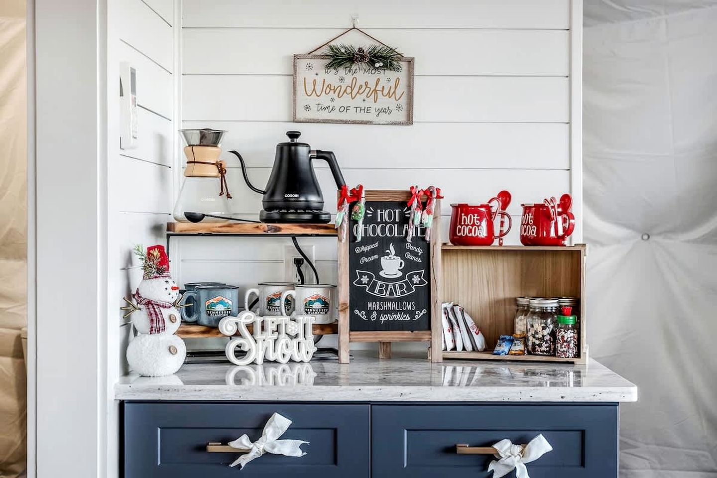 Lakefront Dome with Private Deck and Amazing Hiking Trails in Tennessee