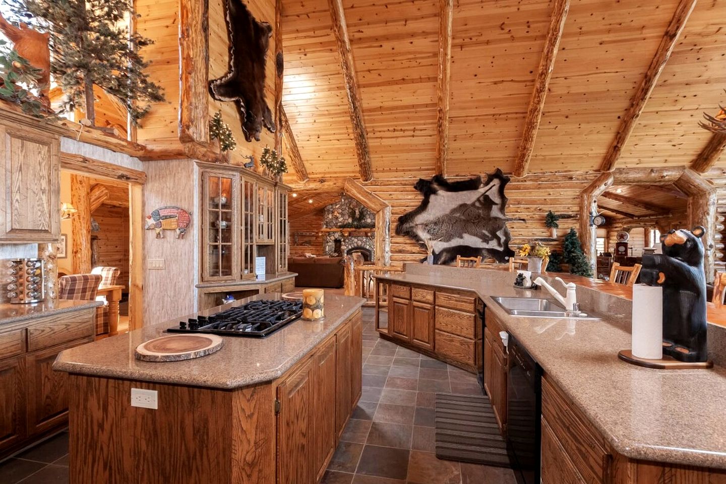 Outstanding Lake Cabin with Hot-Tub, Views and Game Room in California