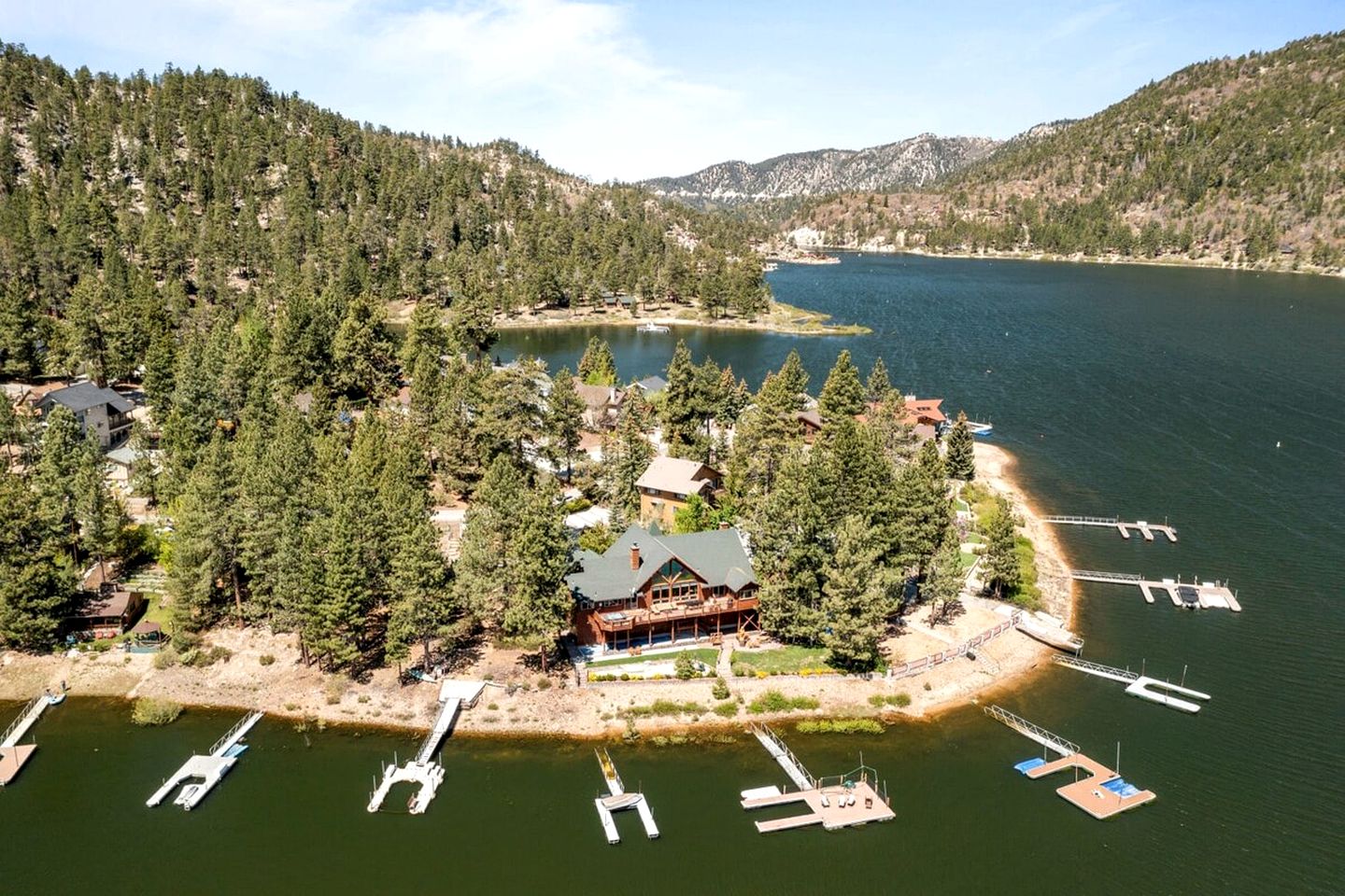 Outstanding Lake Cabin with Hot-Tub, Views and Game Room in California