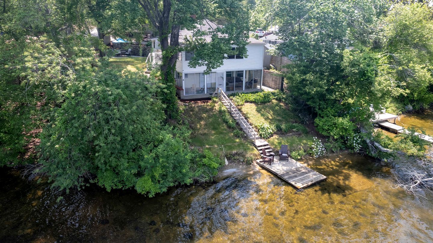 Charming Cabin Near Plymouth Rock, Massachusetts