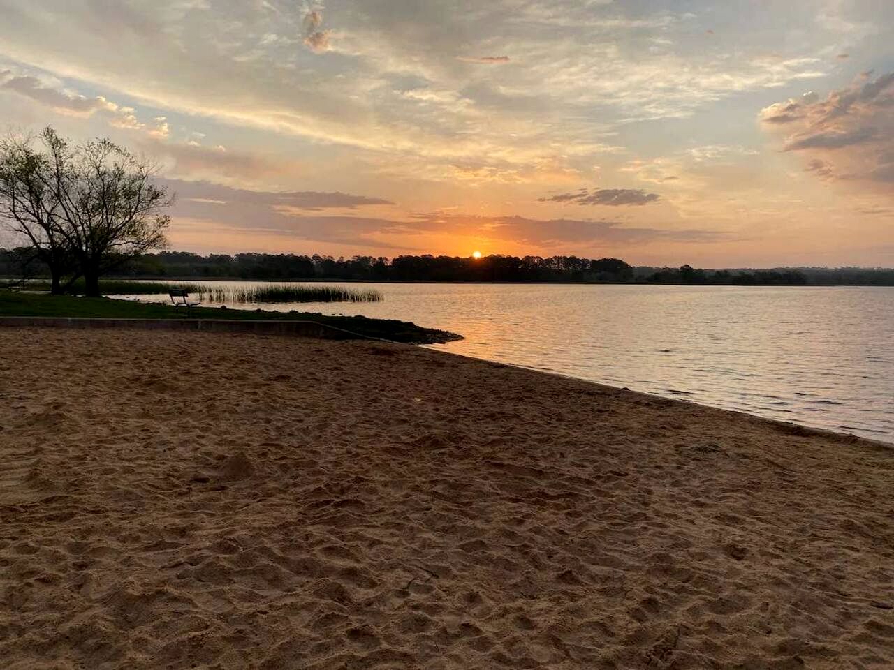 Romantic Lakefront Safari Tent with Fire Pit and Peaceful Views near Bastrop, Texas
