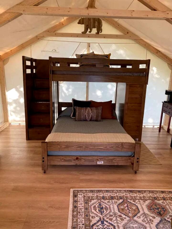 Scenic Lakefront Safari Tent with Fire Pit and Lake Access near Bastrop, Texas