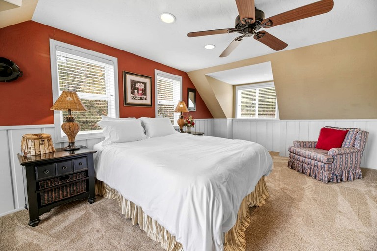 Cabins (United States of America, Big Bear Lake, California)