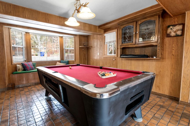 Cabins (United States of America, Big Bear Lake, California)