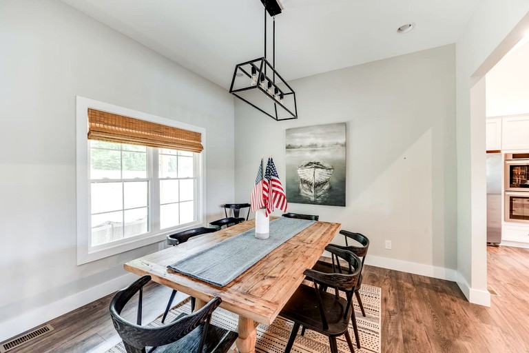 Vacation Rentals (United States of America, Huddleston, Virginia)