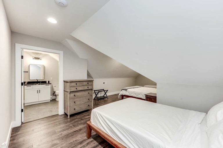 Vacation Rentals (United States of America, Huddleston, Virginia)