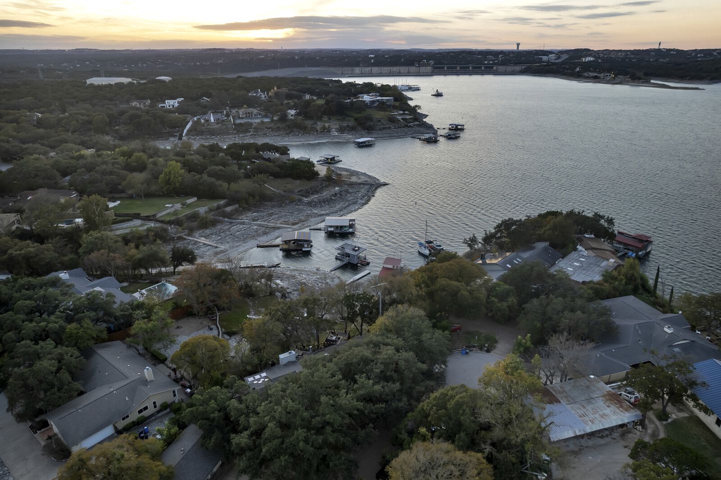 Fascinating Lakefront Vacation Rental with Fireplace in Austin, Texas