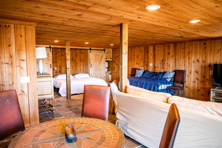 Cabins (United States of America, Rougemont, North Carolina)